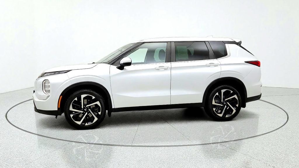 Used 2022 Mitsubishi Outlander ES AWD/4WD image 8