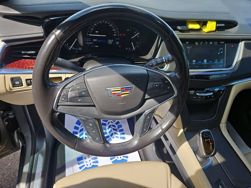 Used 2018 Cadillac XT5 Premium Luxury w/ Driver Assist Package FWD image 13