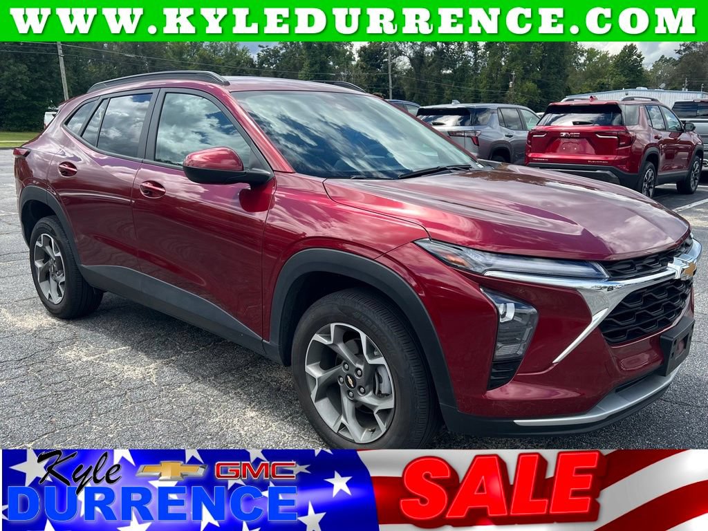 Used 2025 Chevrolet Trax LT FWD video 1