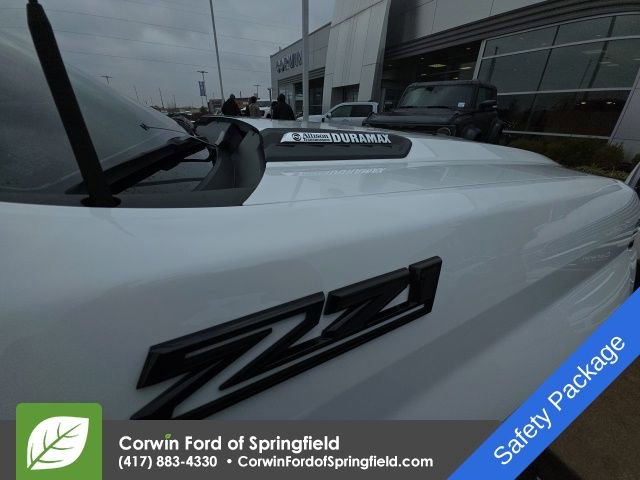 Used 2024 Chevrolet Silverado 2500 LTZ w/ LTZ Plus Package image 4