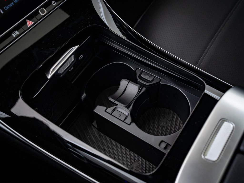 Certified 2025 Mercedes-Benz C 300 4MATIC Sedan image 31