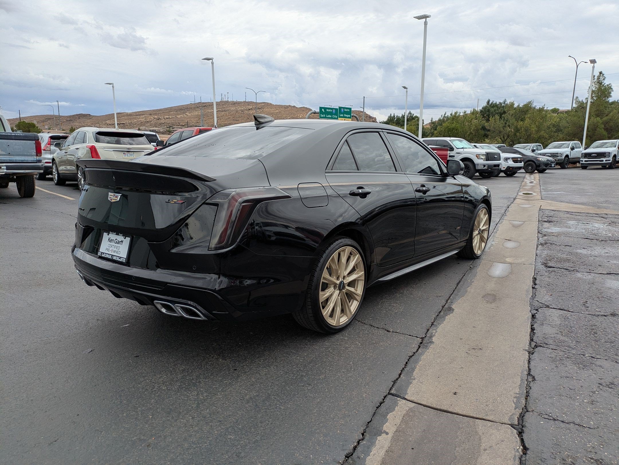 Used 2024 Cadillac CT4 V w/ LPO, ONYX Package AWD/4WD image 3