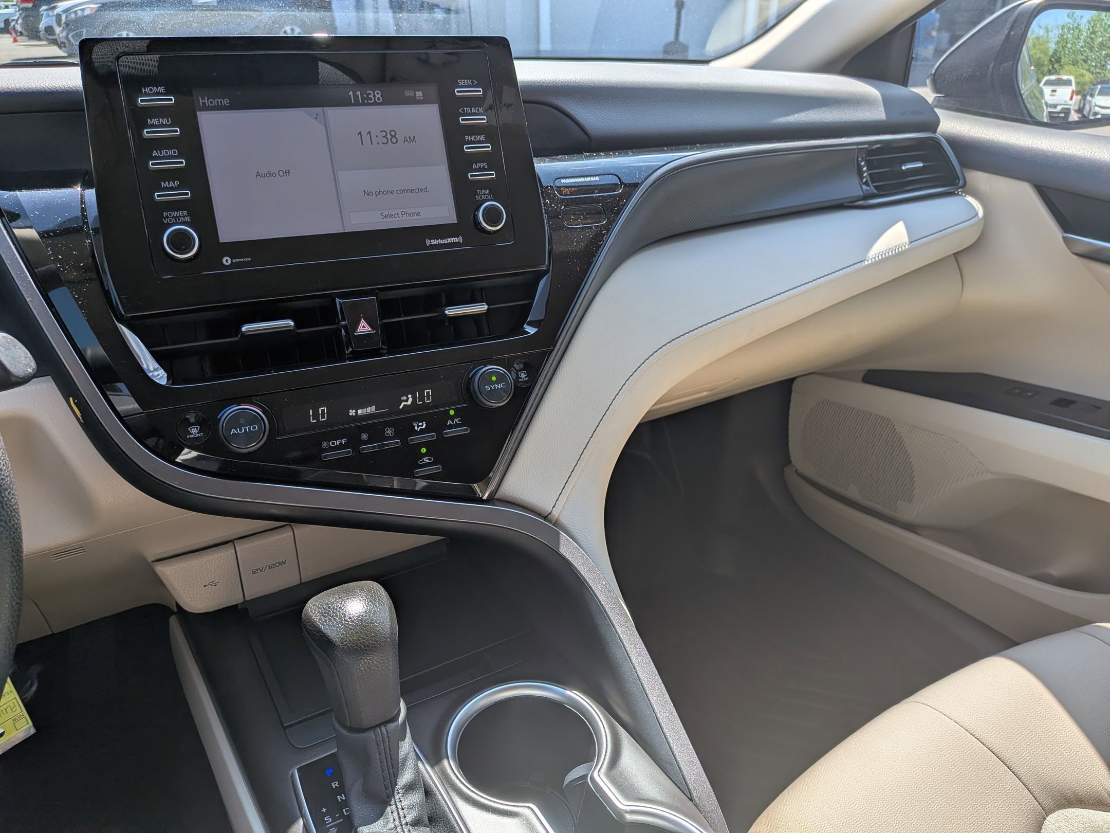 Used 2023 Toyota Camry LE FWD image 22