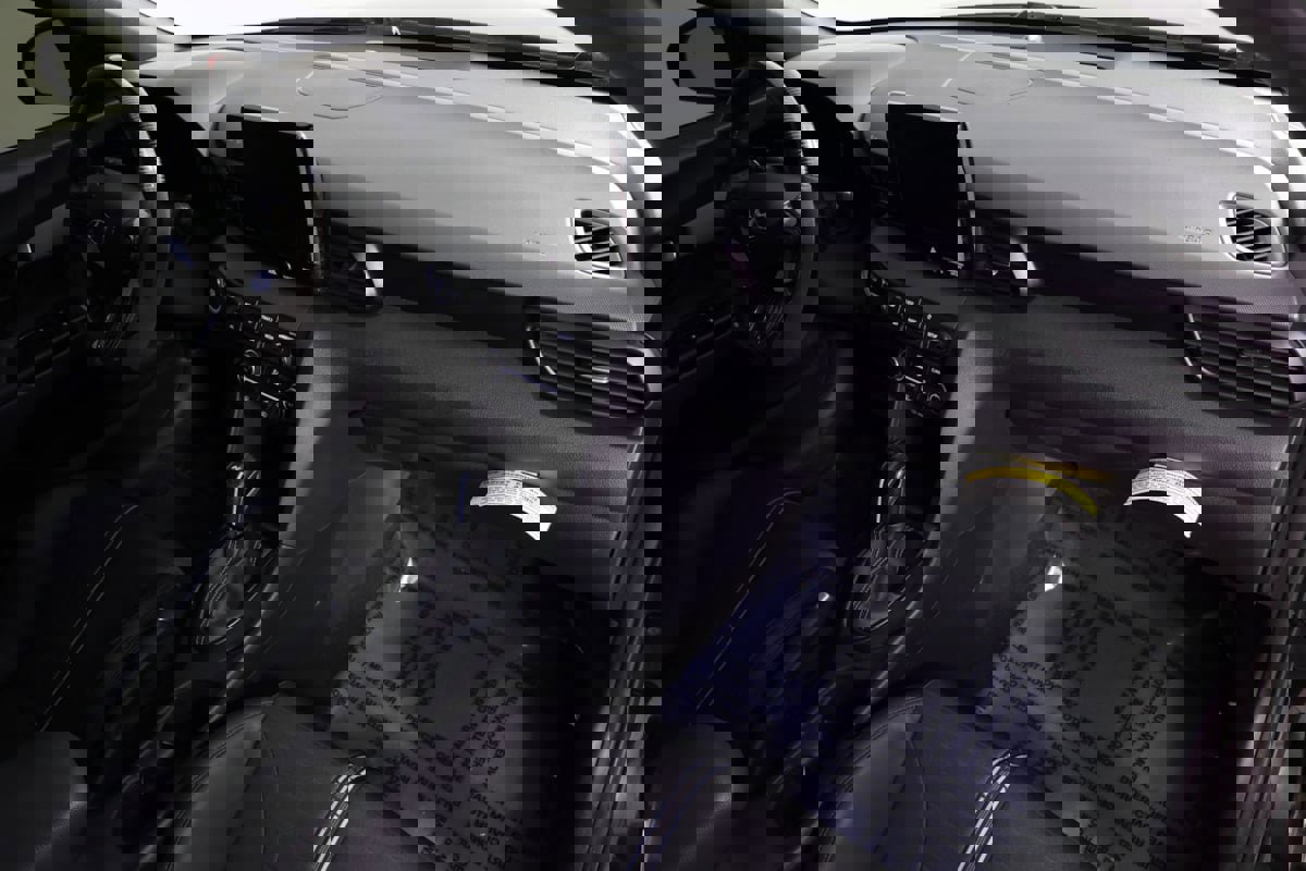 Used 2022 Hyundai Veloster N image 32