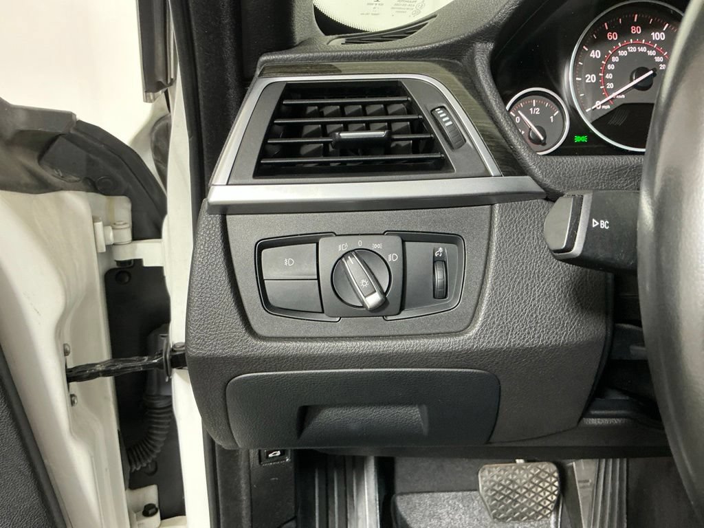 Used 2019 BMW 430i Convertible RWD image 17