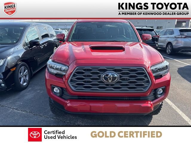 Used 2023 Toyota Tacoma TRD Sport w/ TRD Premium Sport Package image 3