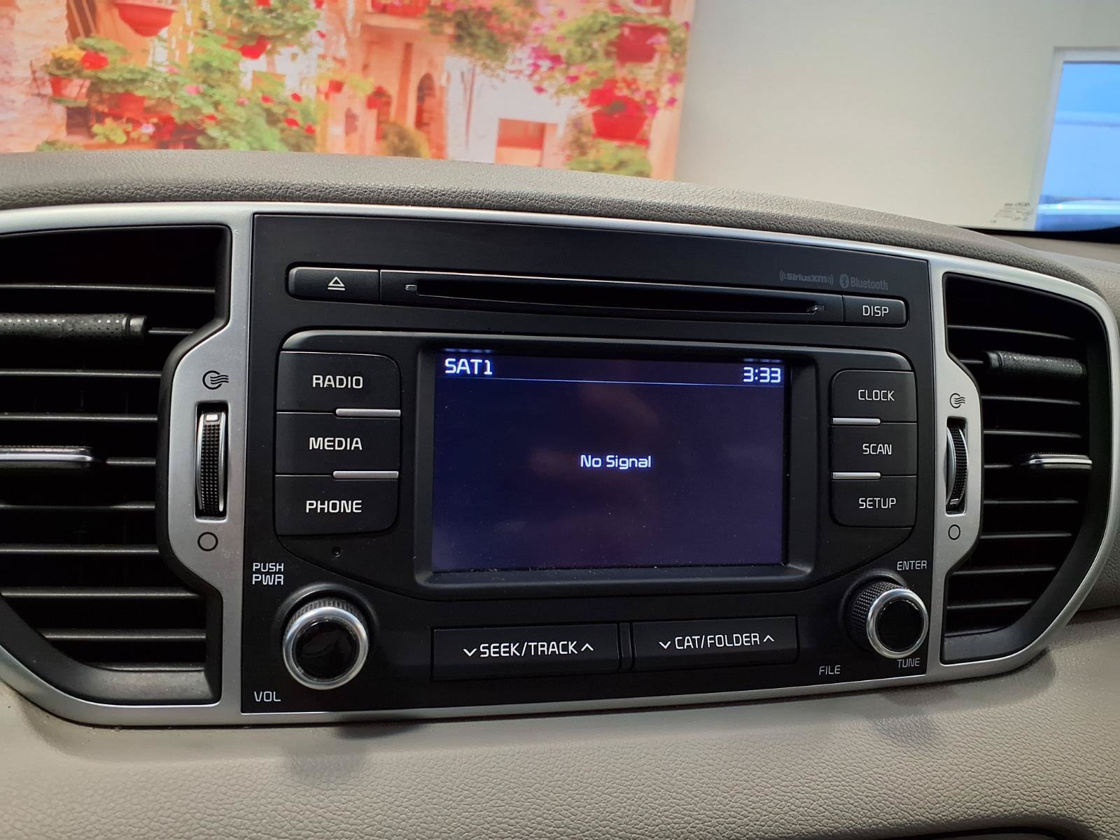 Used 2018 Kia Sportage LX FWD image 25