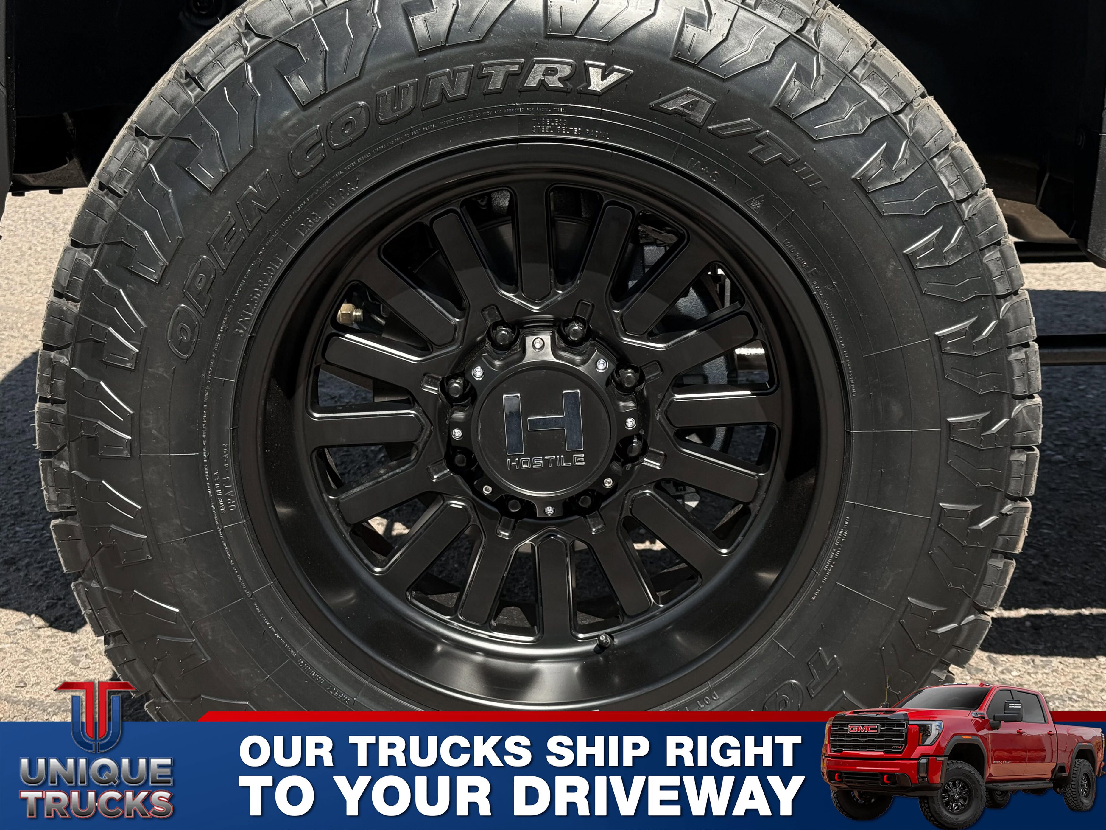 Used 2025 GMC Sierra 2500 AT4 w/ AT4 Premium Plus Package AWD/4WD image 14