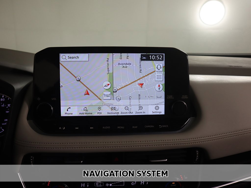 Used 2023 Nissan Rogue SL w/ SL Premium Package image 3