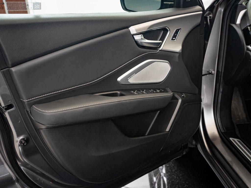 Certified 2025 Acura RDX w/ Technology Package image 24