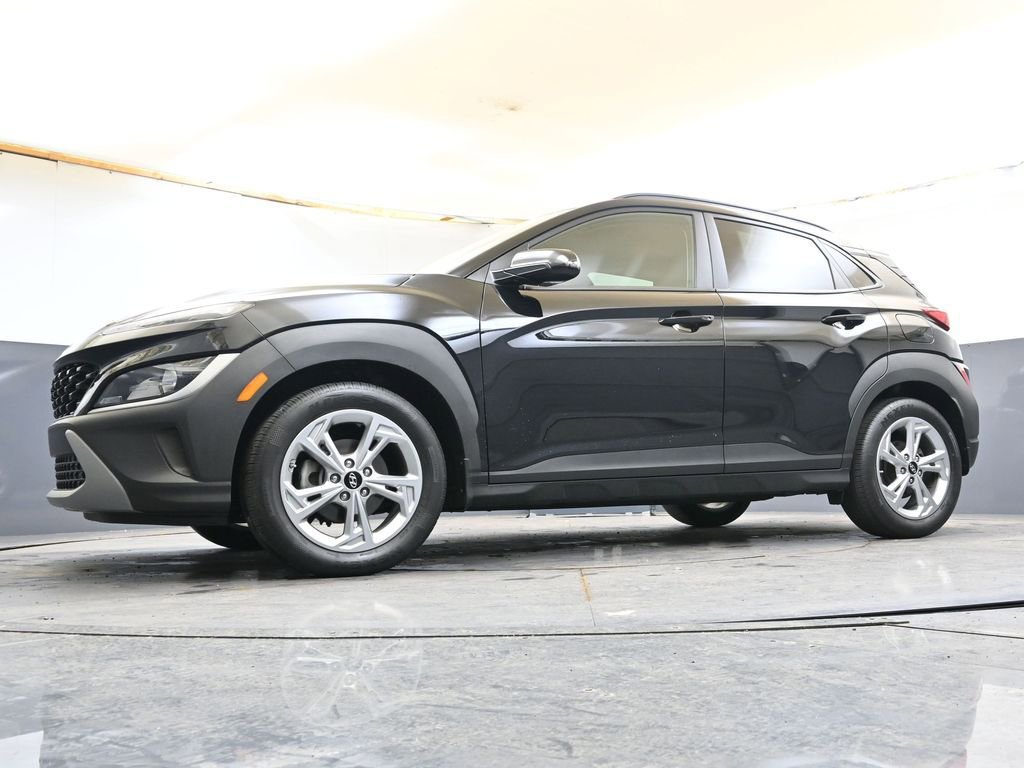 Certified 2023 Hyundai Kona SEL FWD image 32