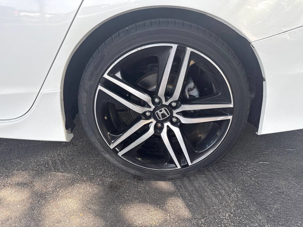 Used 2017 Honda Accord Sport image 20