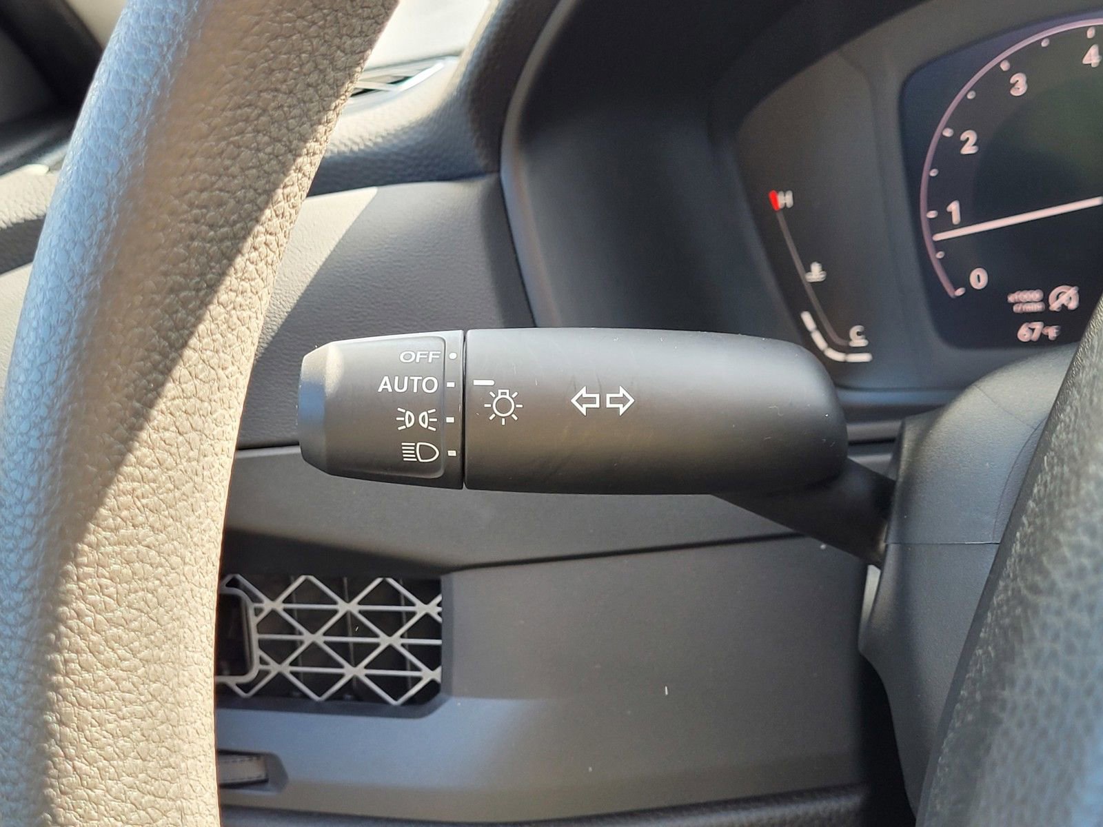 Certified 2025 Honda Accord LX image 22
