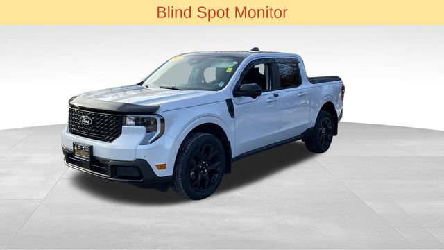 Used 2025 Ford Maverick Lariat w/ Black Appearance Package image 4