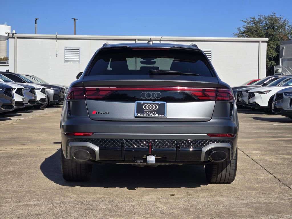 Used 2025 Audi RS Q8 performance image 7