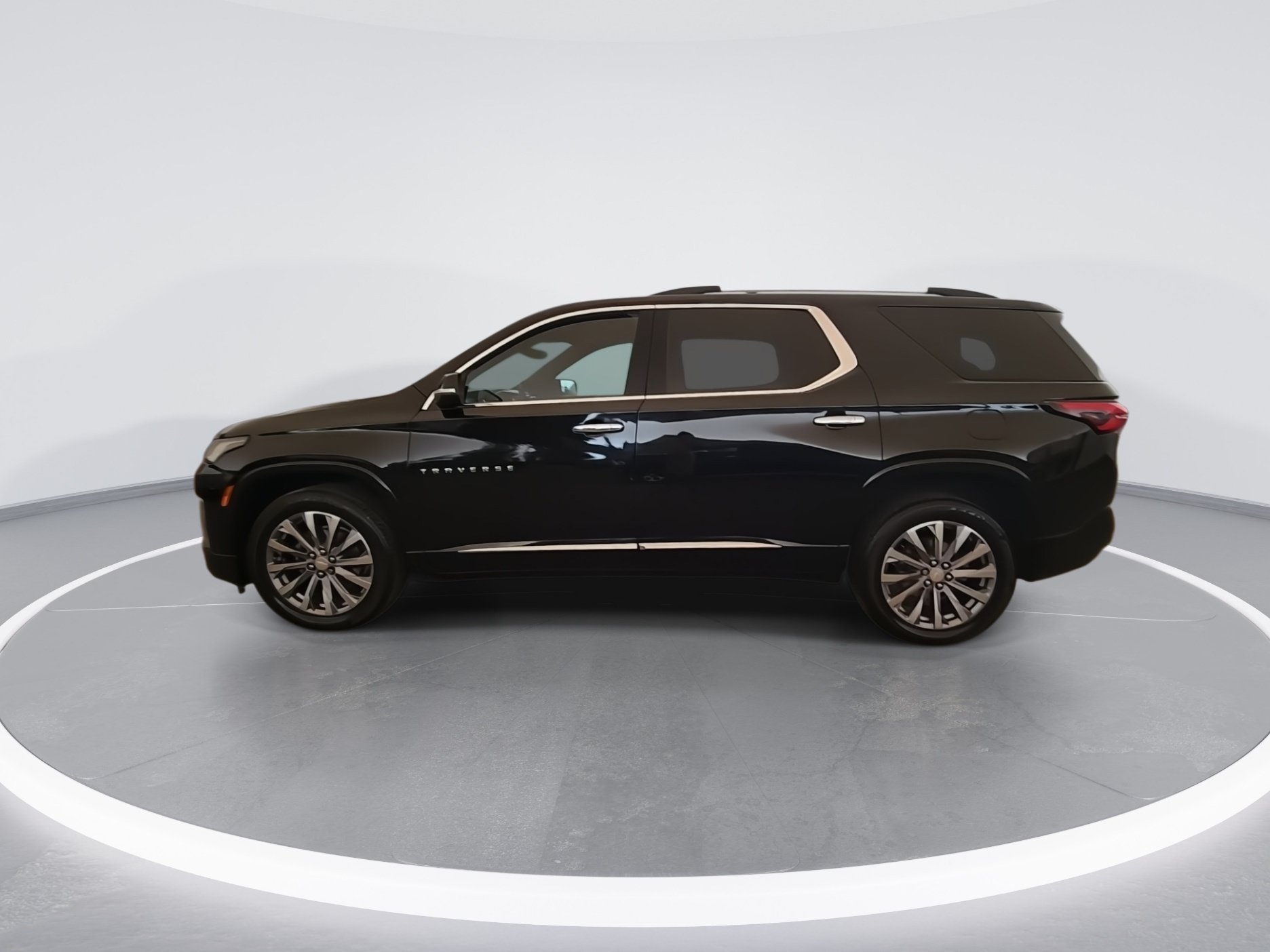 Used 2022 Chevrolet Traverse Premier AWD/4WD image 8