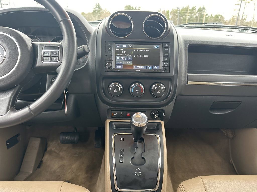 Used 2016 Jeep Patriot High Altitude AWD/4WD image 21