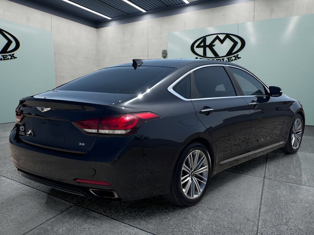 Used 2018 Genesis G80 3.8 RWD image 3