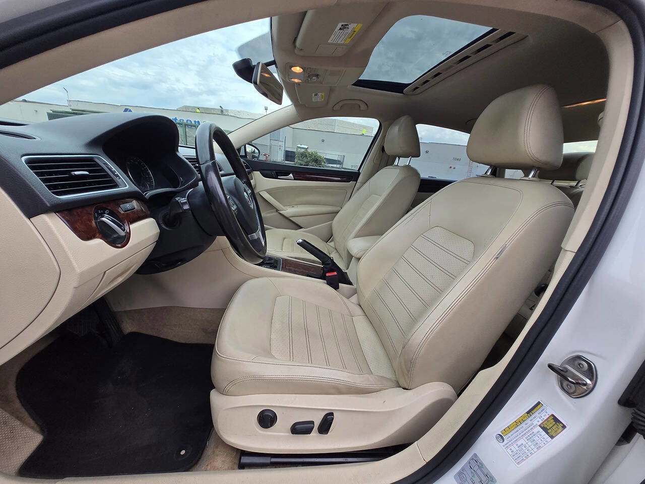 Used 2012 Volkswagen Passat 2.5 SEL image 21