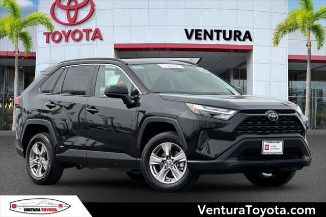 Certified 2025 Toyota RAV4 LE image 1