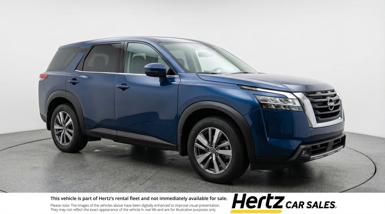 Used 2025 Nissan Pathfinder SV