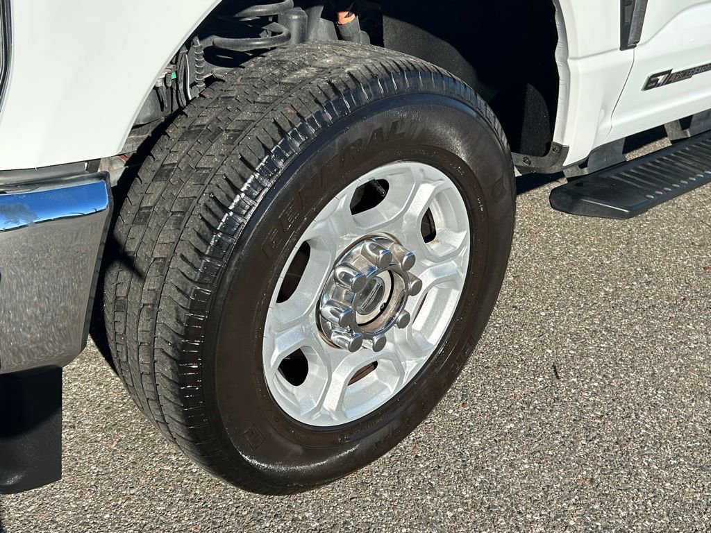 Used 2025 Ford F250 XLT AWD/4WD image 37