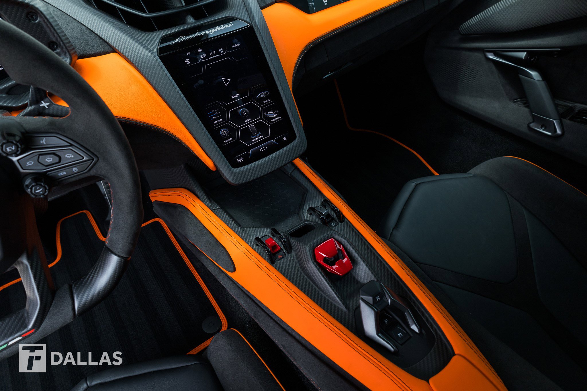 Used 2024 Lamborghini Revuelto AWD/4WD image 34