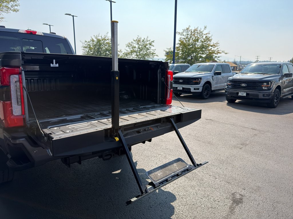 Certified 2026 Ford F350 Platinum AWD/4WD image 20