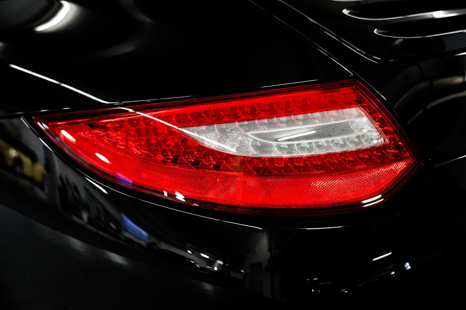 Used 2011 Porsche 911 Carrera S RWD image 31