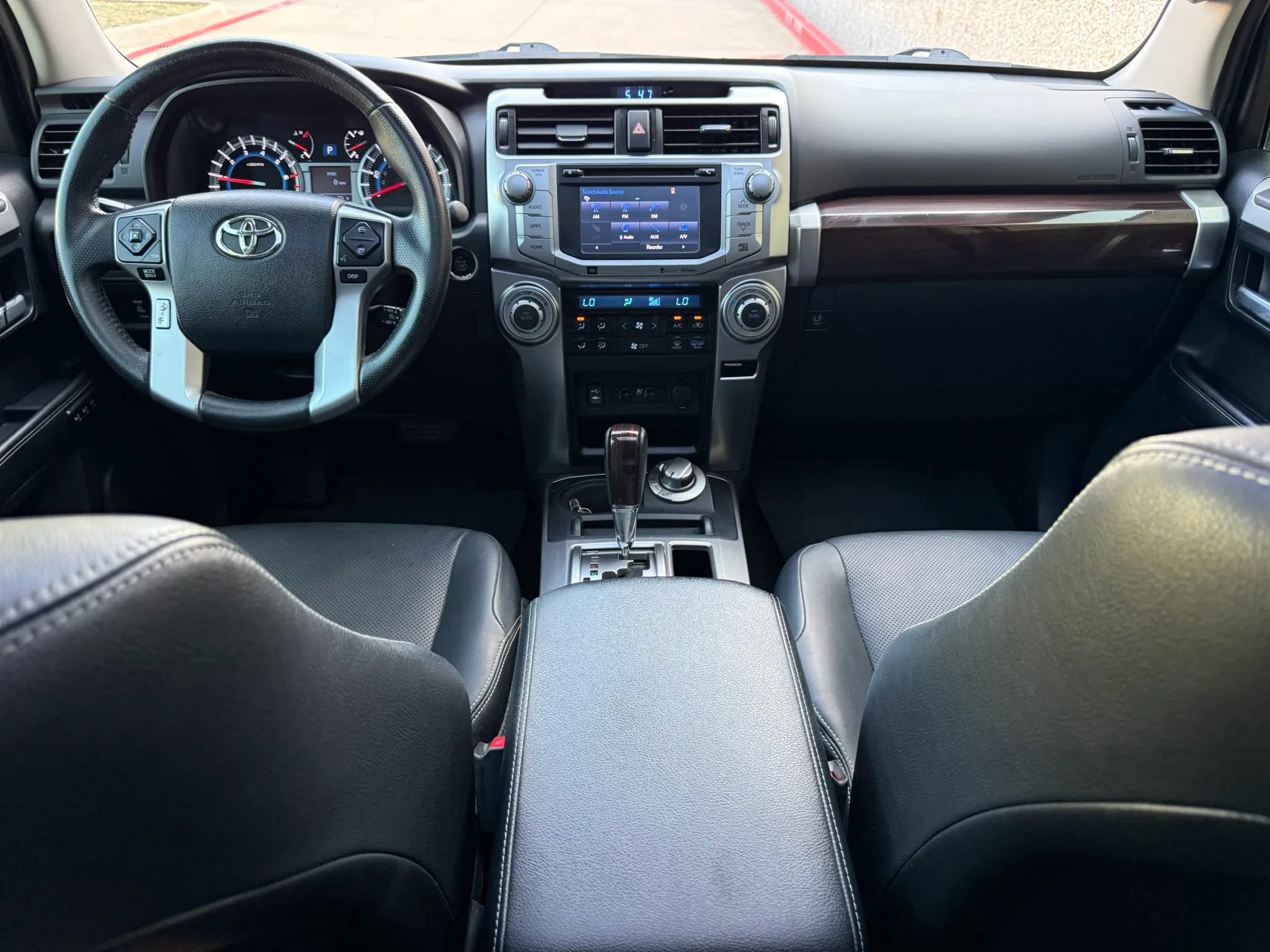 Used 2014 Toyota 4Runner Limited AWD/4WD image 14