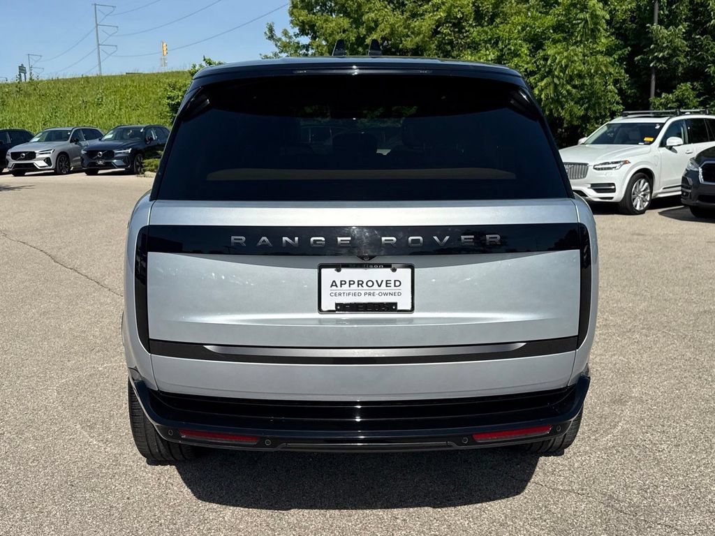 Certified 2024 Land Rover Range Rover SE AWD/4WD image 3