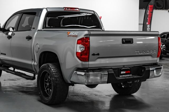Used 2019 Toyota Tundra SR5 w/ SR5 Upgrade Package AWD/4WD image 11
