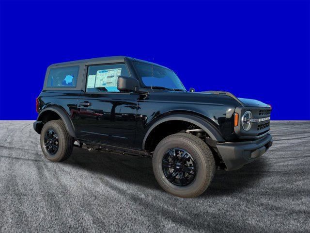 New 2025 Ford Bronco 2-Door image 2