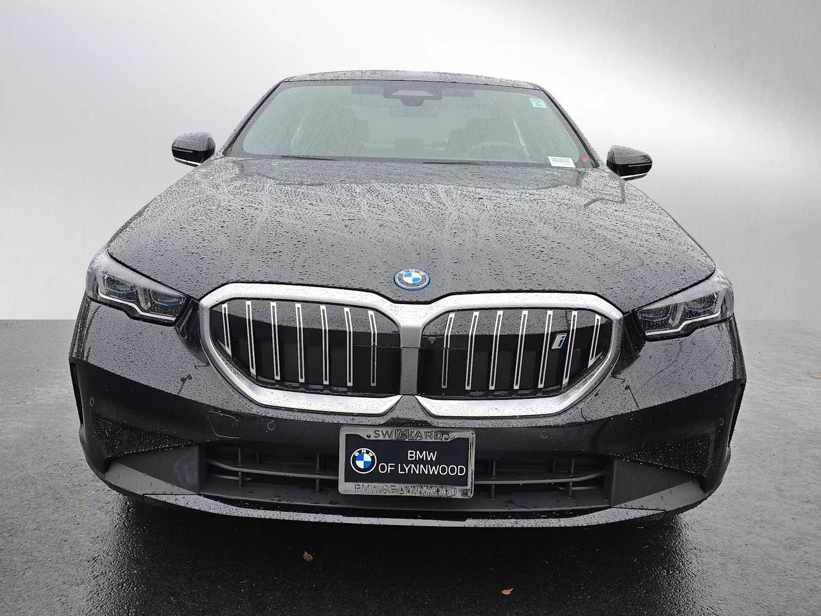 Used 2024 BMW i5 eDrive40i w/ M Sport Package image 8
