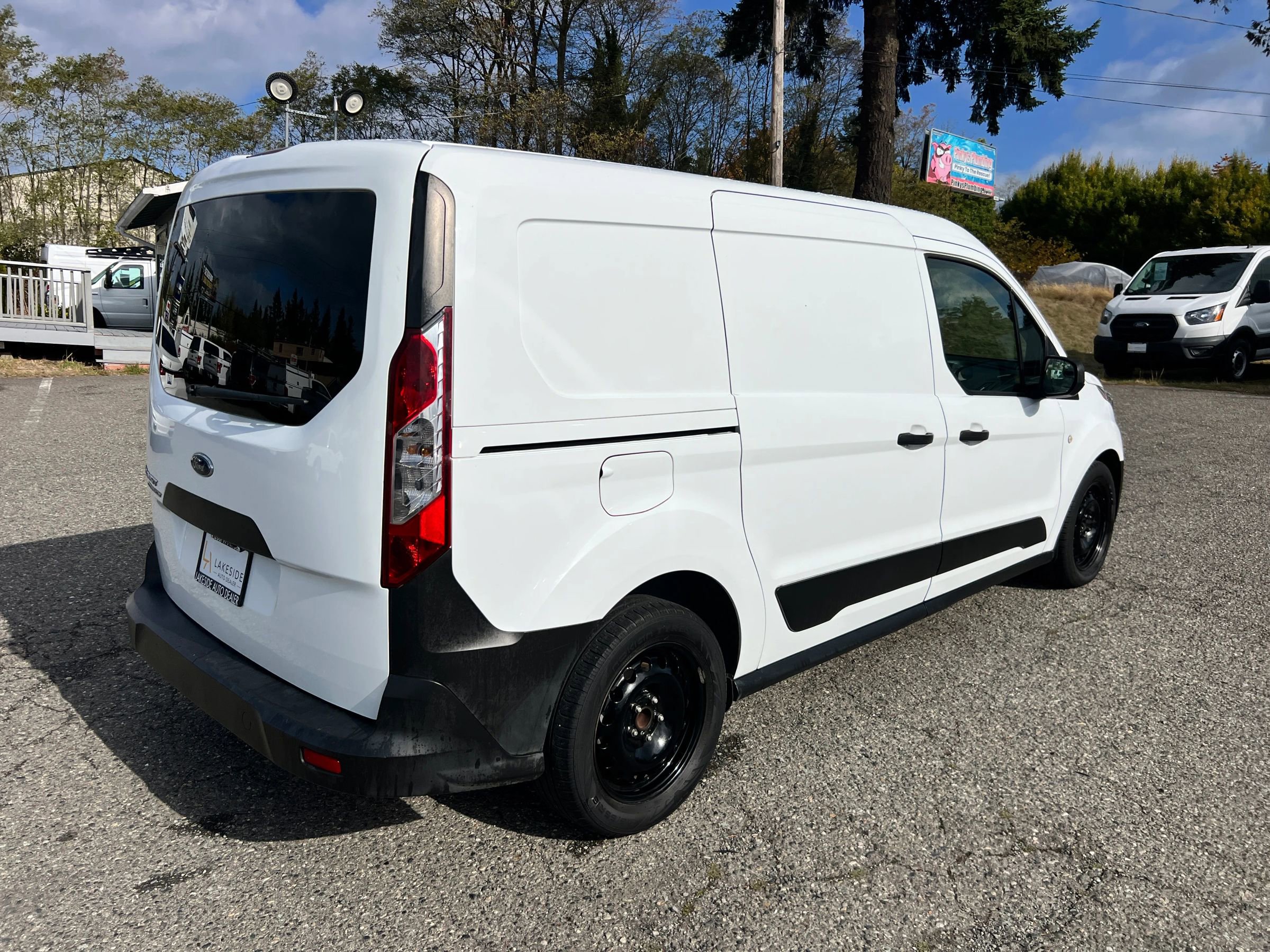 Used 2022 Ford Transit Connect XL image 7