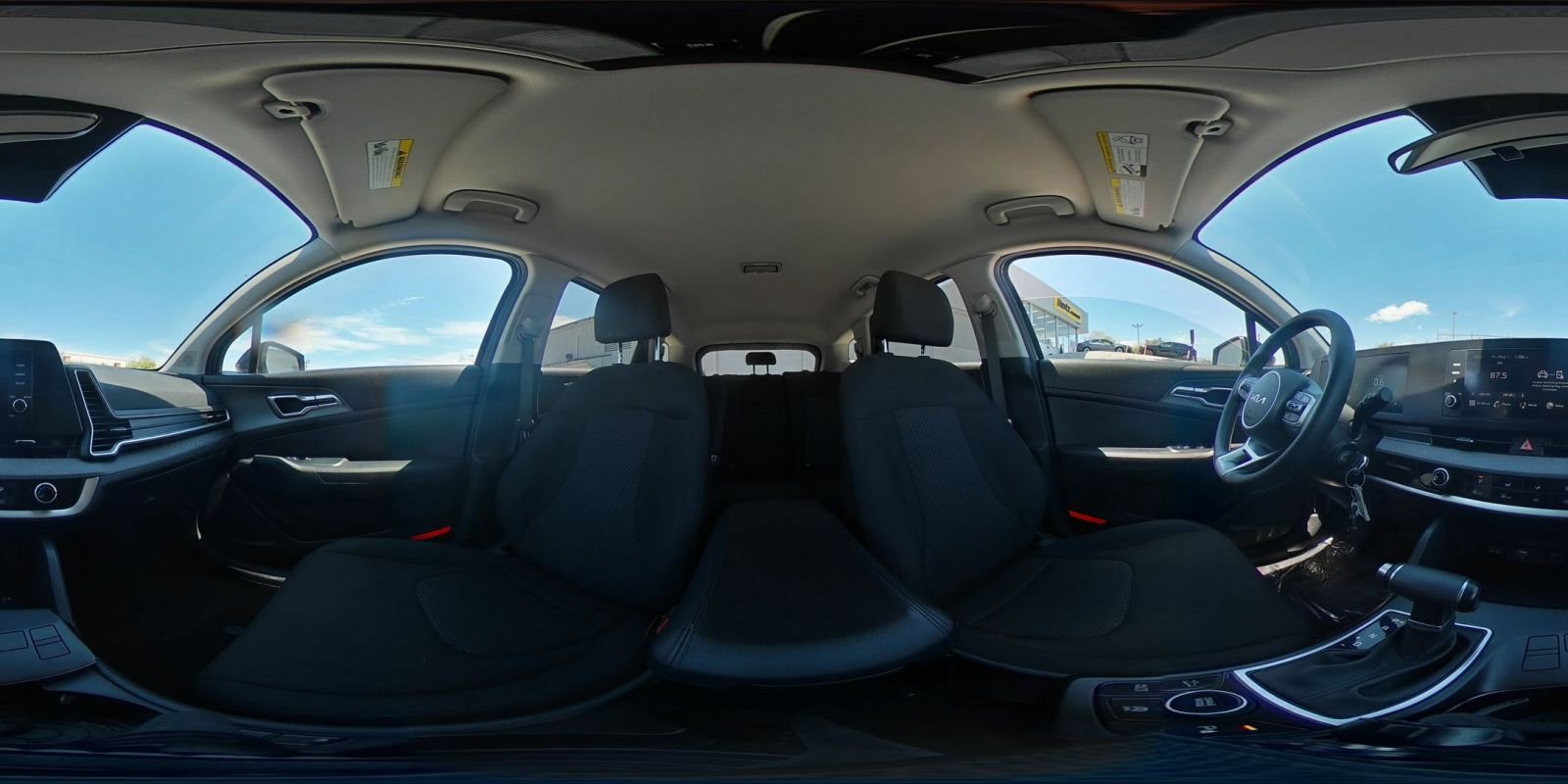 Used 2025 Kia Sportage LX FWD image 37