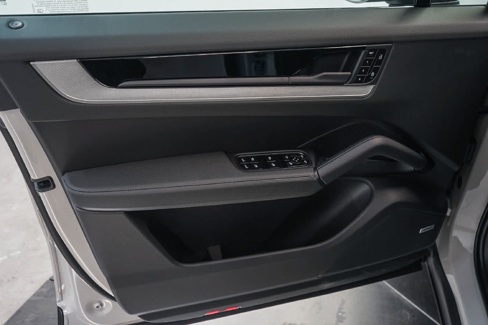 New 2026 Porsche Cayenne S AWD/4WD image 27
