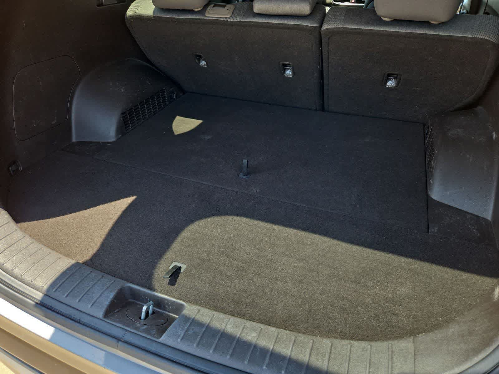 Used 2019 Hyundai Santa Fe SEL FWD image 31
