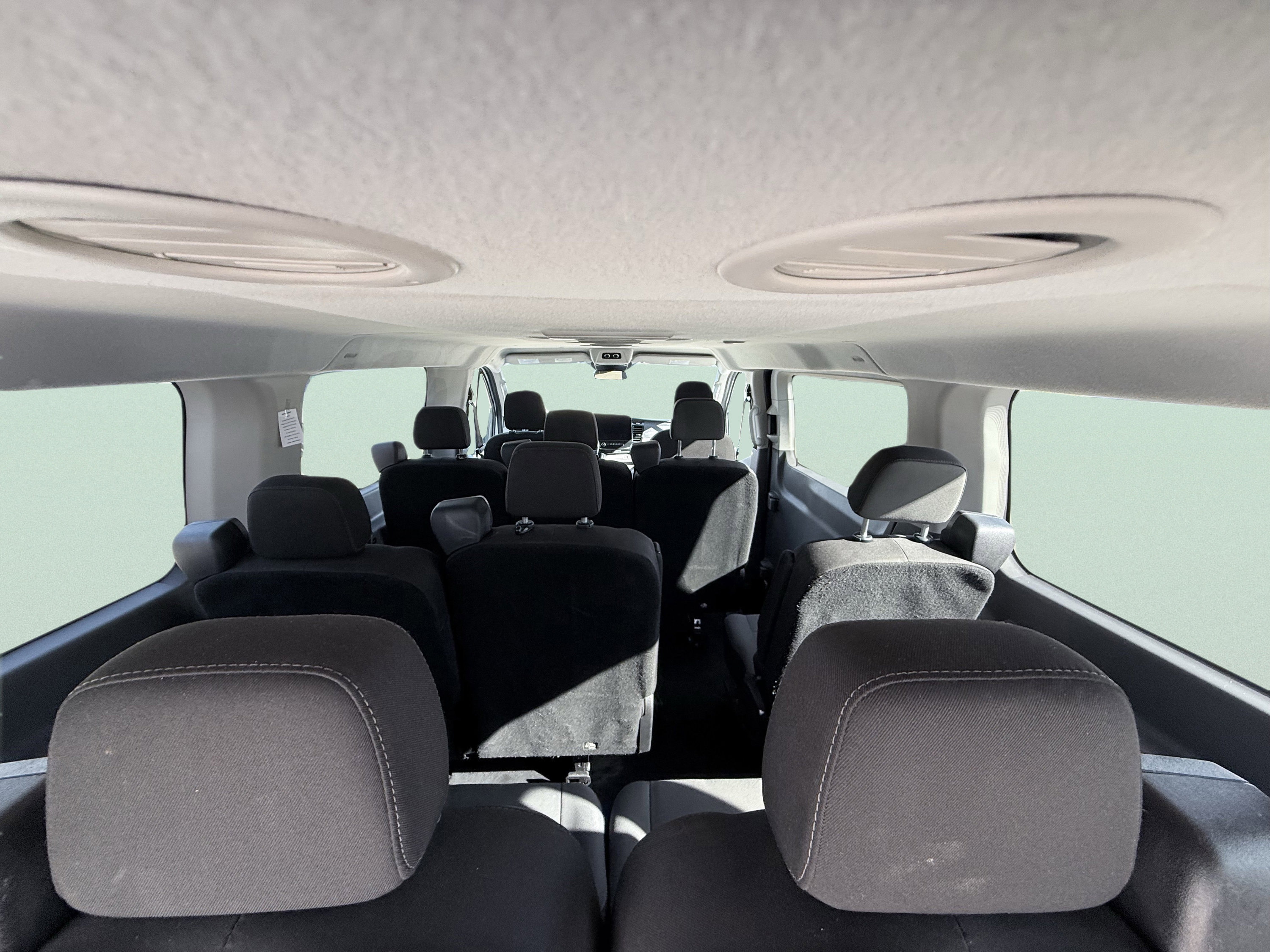 Used 2023 Ford Transit 350 XLT image 9