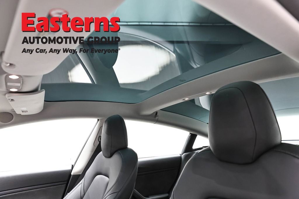 Used 2019 Tesla Model 3 Standard Range Plus image 31