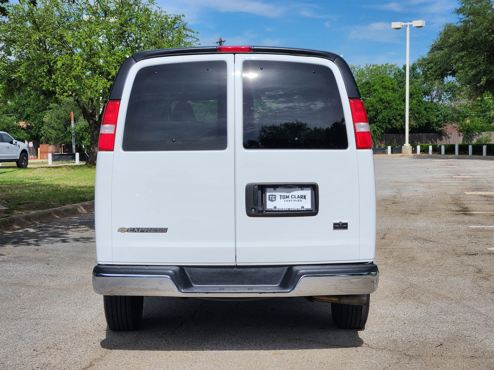 Used 2024 Chevrolet Express 3500 LT w/ LT Preferred Equipment Group RWD image 30