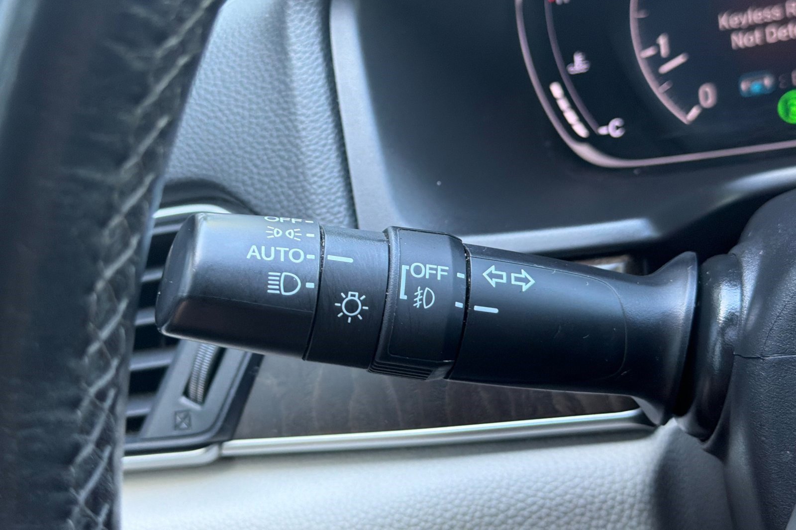Used 2020 Honda Accord EX-L image 31