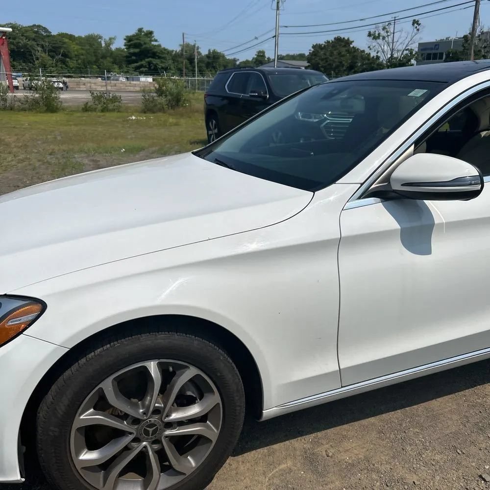 Used 2017 Mercedes-Benz C 300 4MATIC Sedan image 2