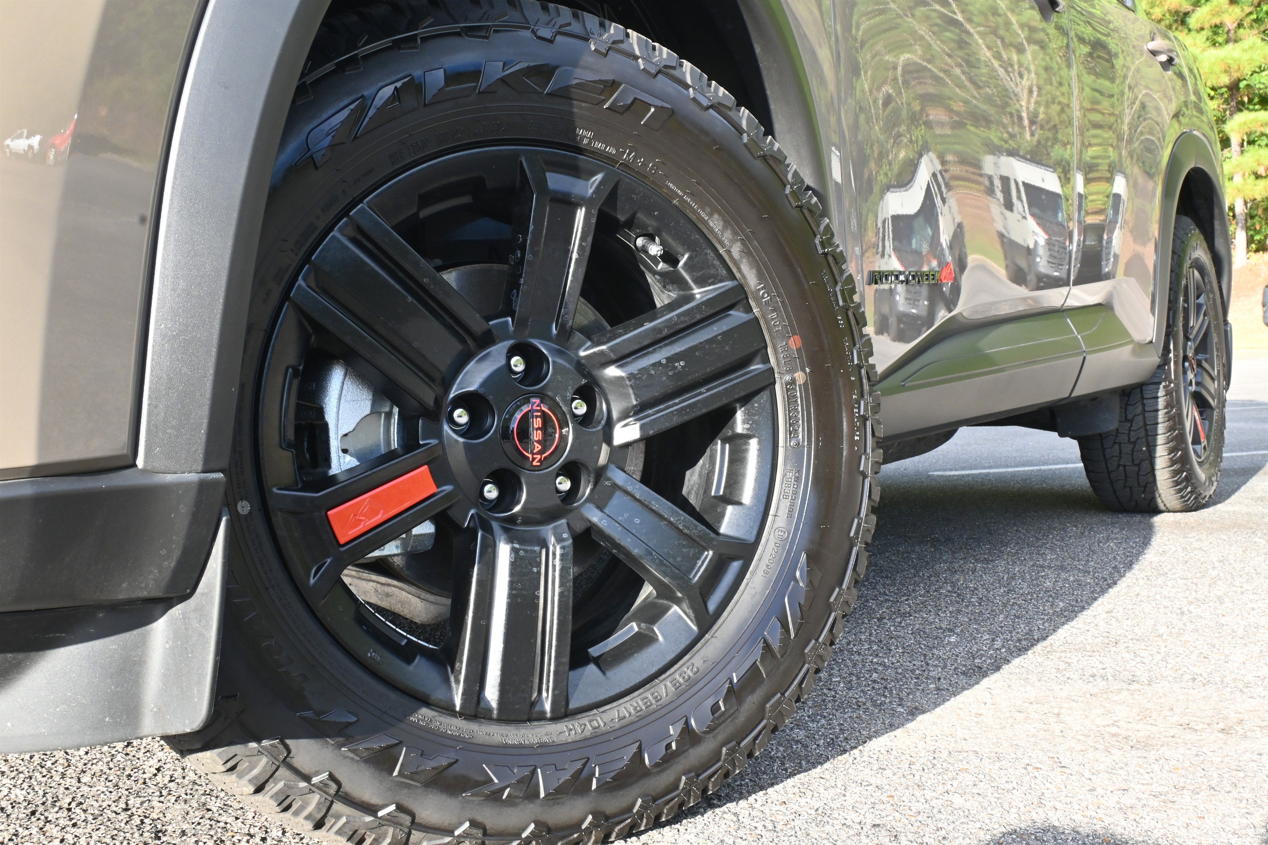 Used 2025 Nissan Rogue SV w/ Rock Creek Premium Package image 35