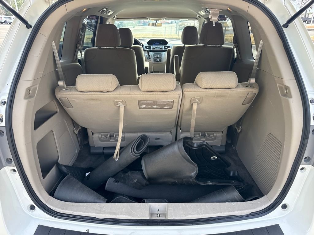 Used 2014 Honda Odyssey LX image 27
