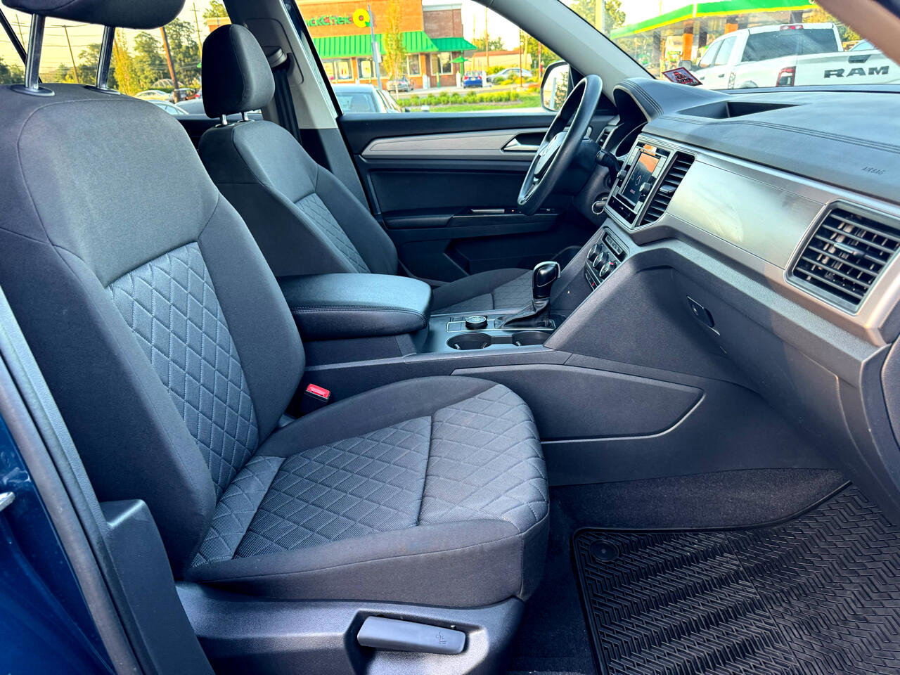 Used 2019 Volkswagen Atlas S w/ Towing Package image 14