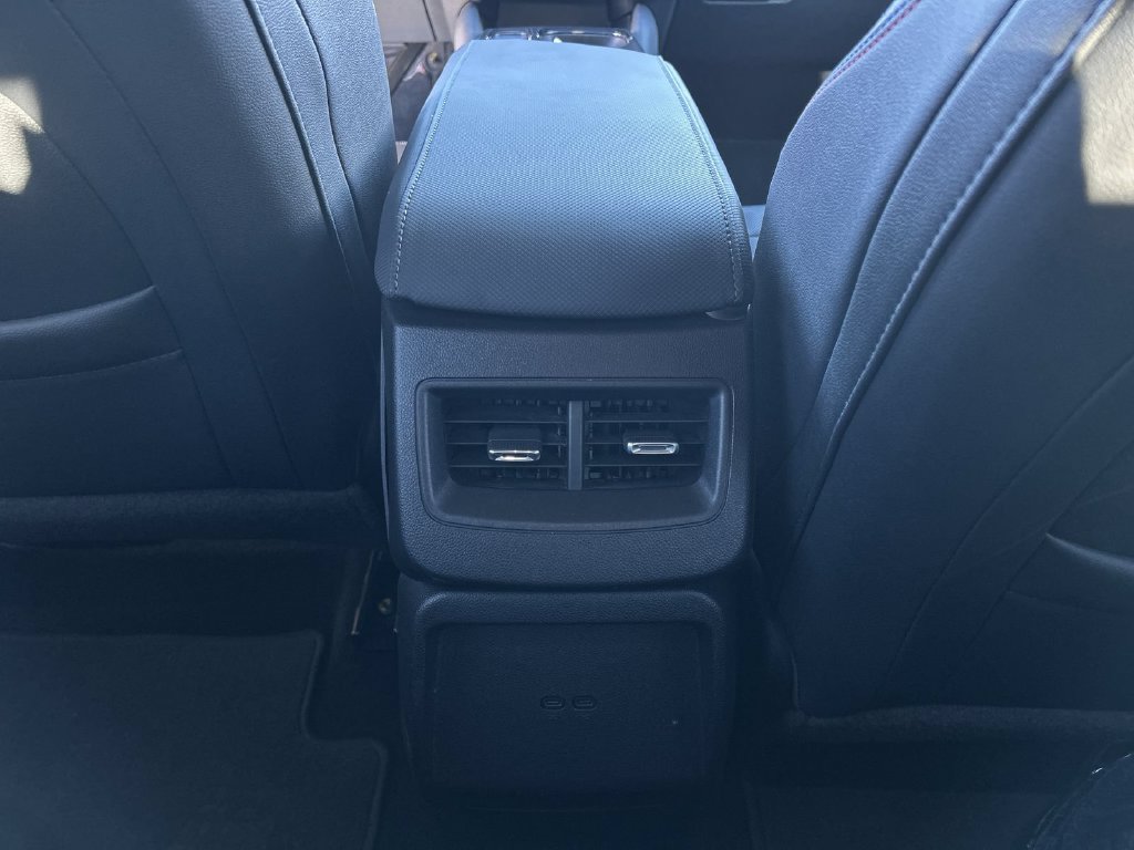 Used 2024 Chevrolet Equinox EV RS AWD/4WD image 25