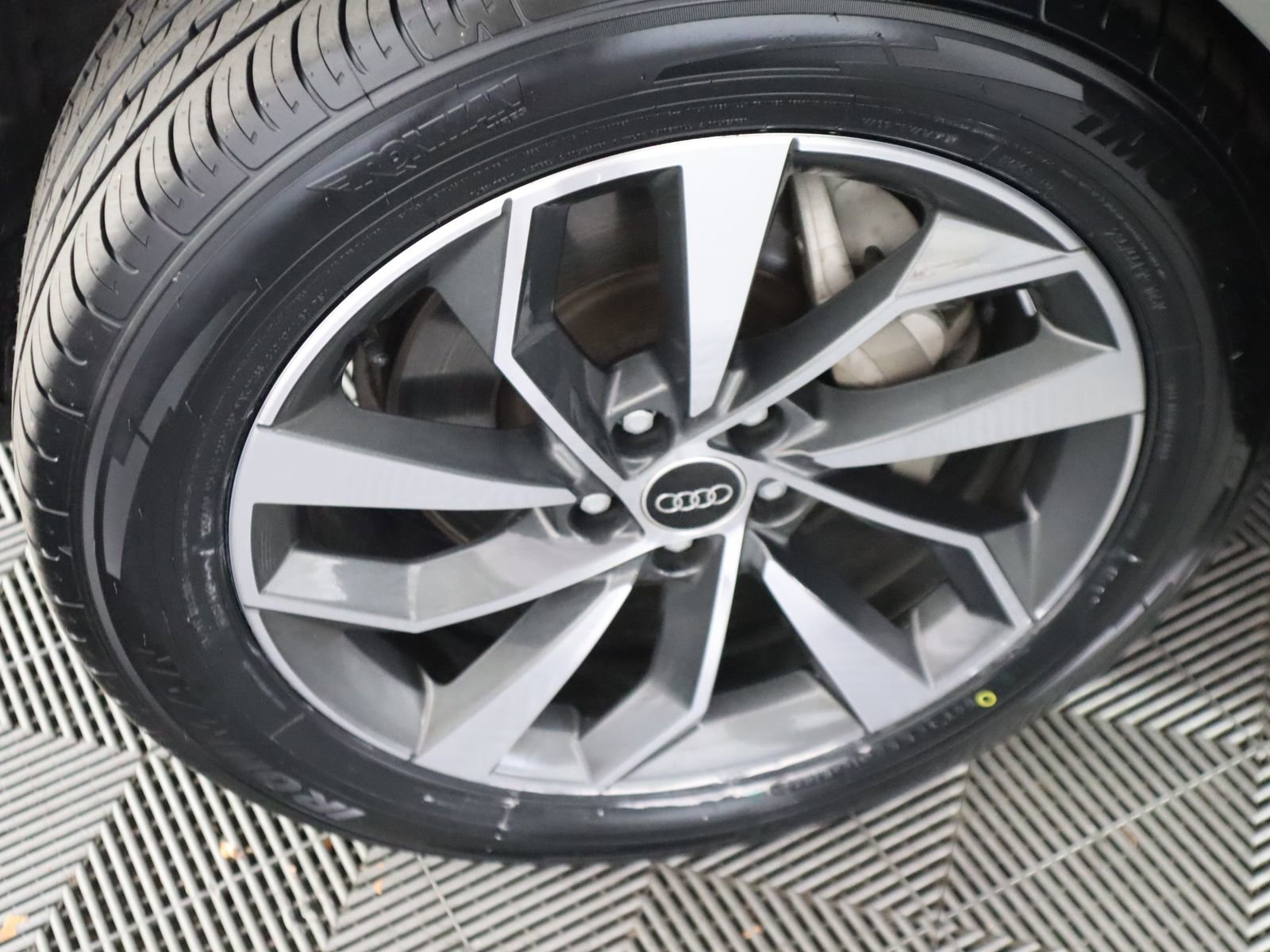 Used 2024 Audi Q5 2.0T Premium Plus image 50