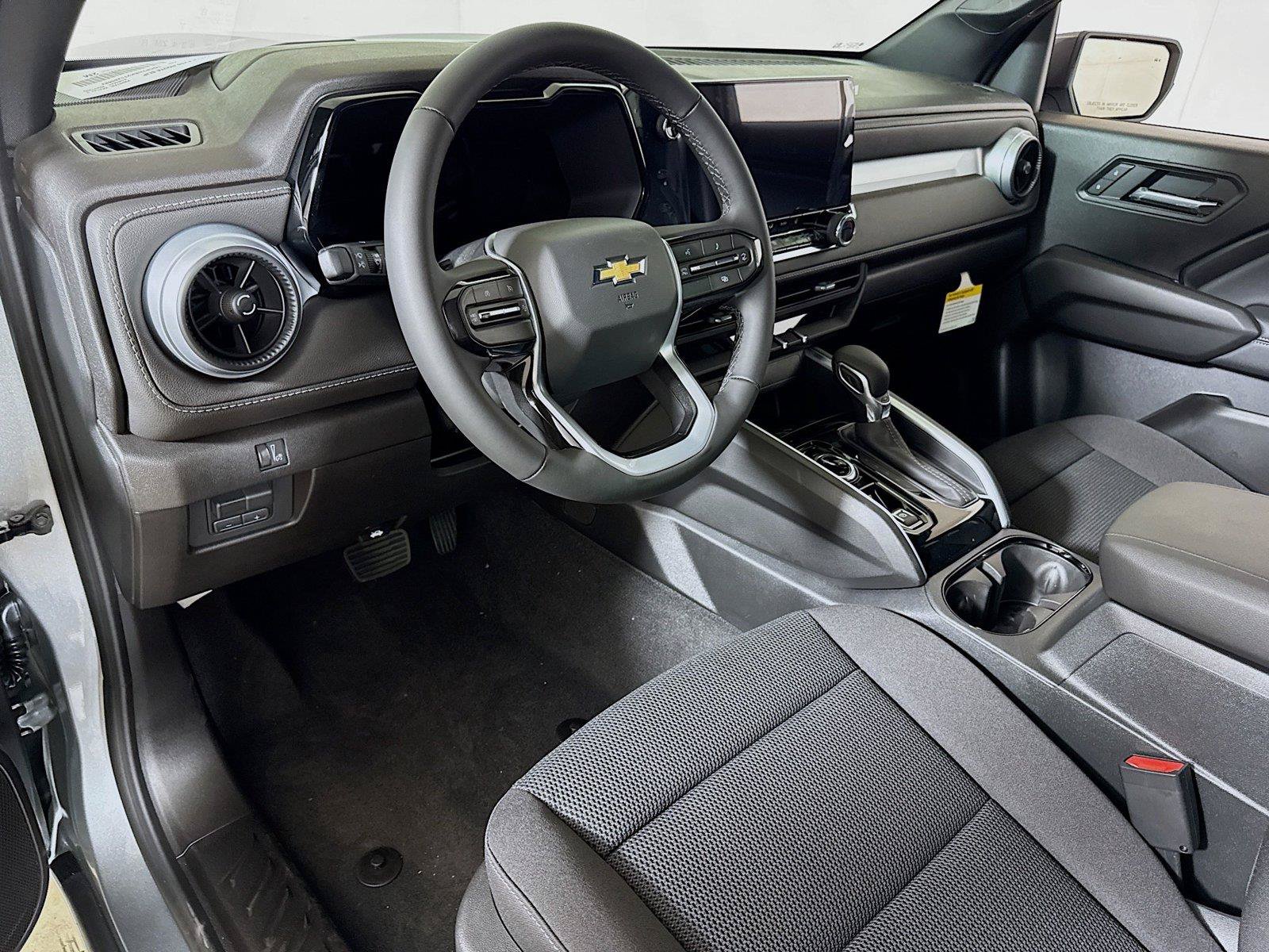 New 2026 Chevrolet Colorado LT w/ Advanced Trailering Package AWD/4WD image 5