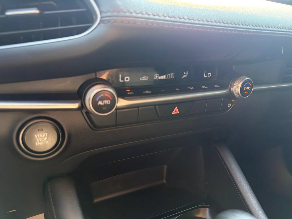 Used 2024 MAZDA MAZDA3 s FWD image 31